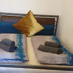 Exklusive 3-zimmer-wohnung, 2 Ebenen, Messe, Zentrum, 67 M2 Apartment *