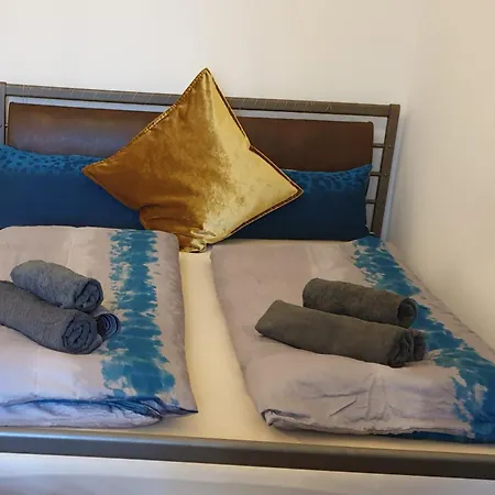 Exklusive 3-zimmer-wohnung, 2 Ebenen, Messe, Zentrum, 67 M2 Apartmán *
