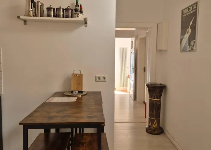 Exklusive 3-zimmer-wohnung, 2 Ebenen, Messe, Zentrum, 67 M2 Apartment *